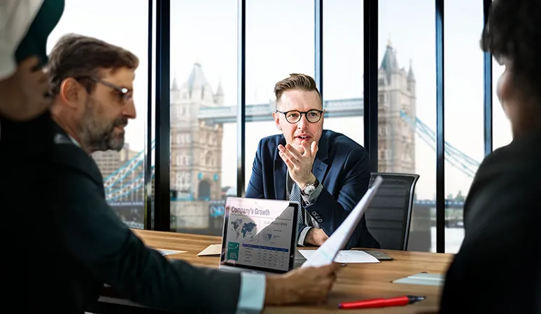 The UK offers a strong business environment with global connectivity and startup support The UK offers a strong business environment with global connectivity and startup support