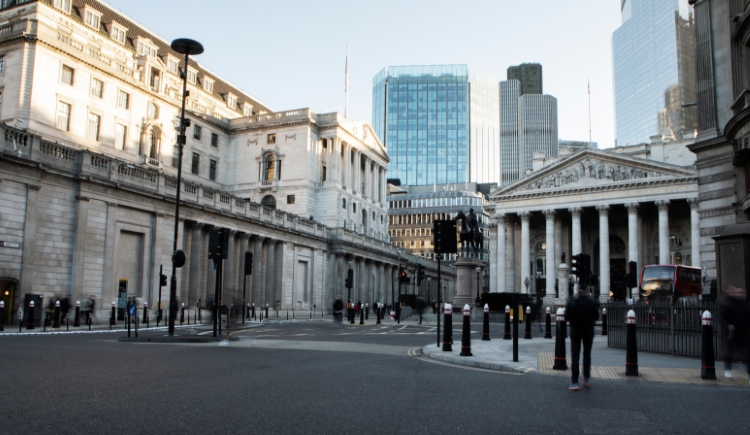 Accounting vs financial accounting in the UK Accounting vs financial accounting in the UK