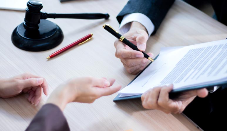 Business owner applying for GST registration in Singapore