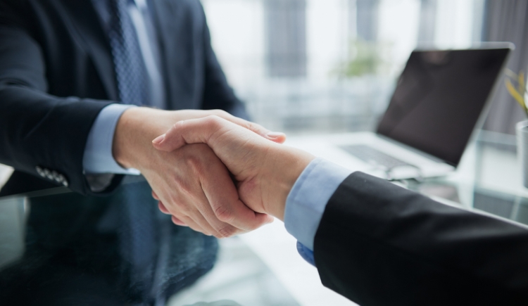 Differences Between S Corp and C Corp in the U.S. Differences Between S Corp and C Corp in the U.S.