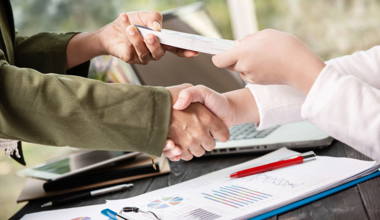 Opening a bank account in Gibraltar involves several key 5 steps