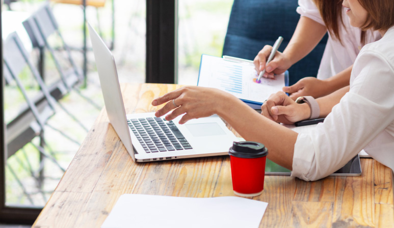 Vanuatu offers foreign-owned businesses flexible structures, tax exemptions, and minimal governance requirements