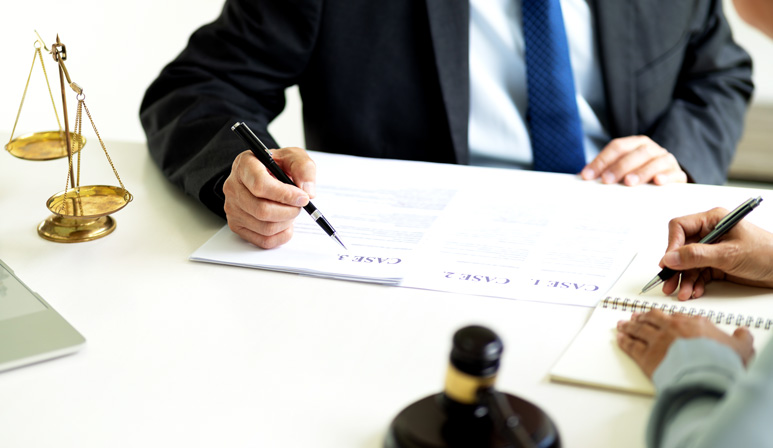 Restoring a dissolved company by court order requires 6 key steps