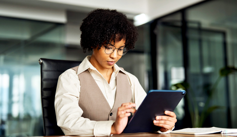 Apply to Strike Off and Dissolve a Company Easily