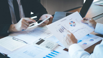 Investment dealer (full-service excluding underwriting)